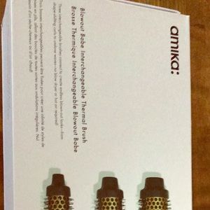 Amika blow out brush set